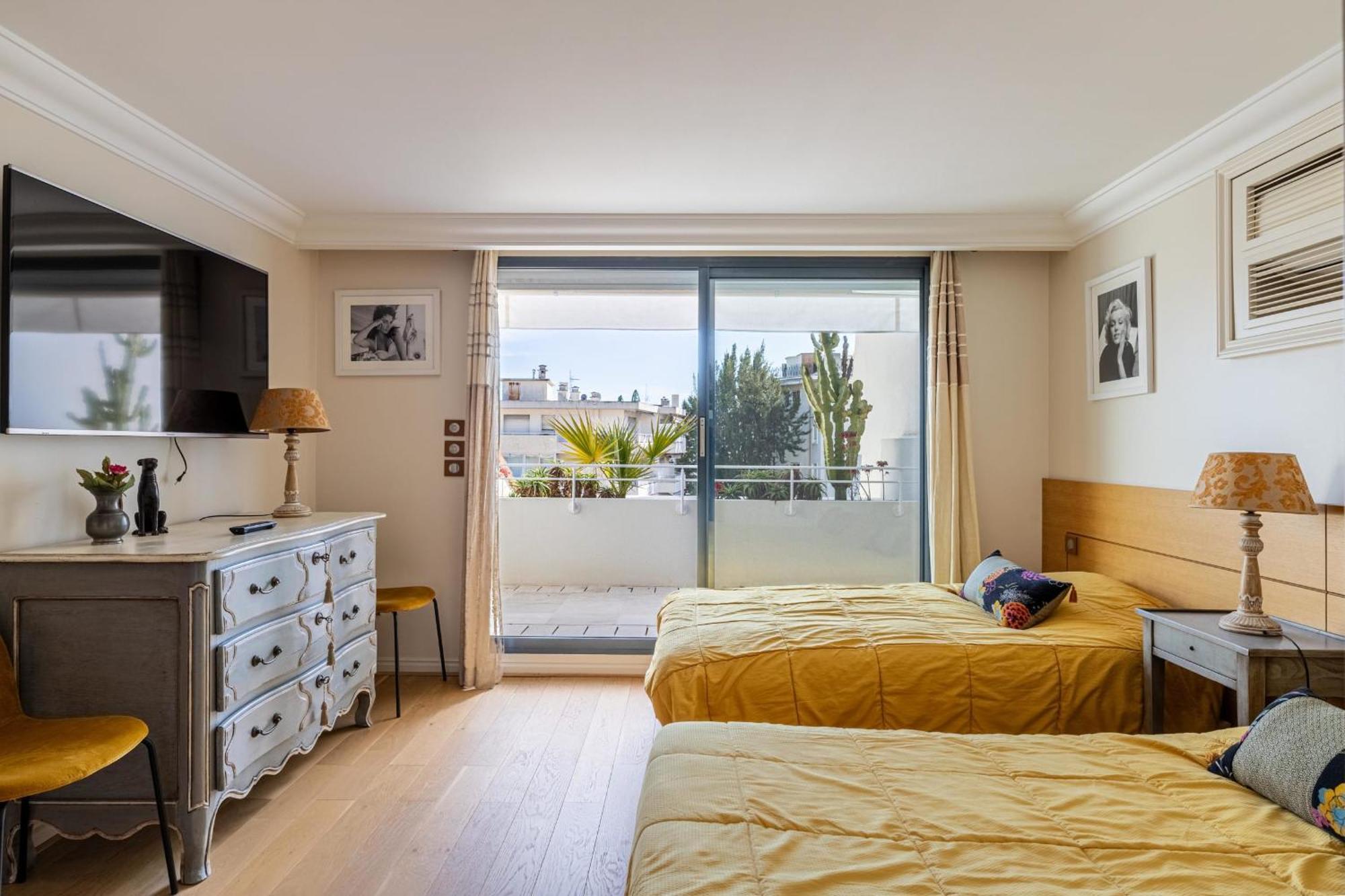 Appartement Ref 823 - Center - Duplex For Rent *
