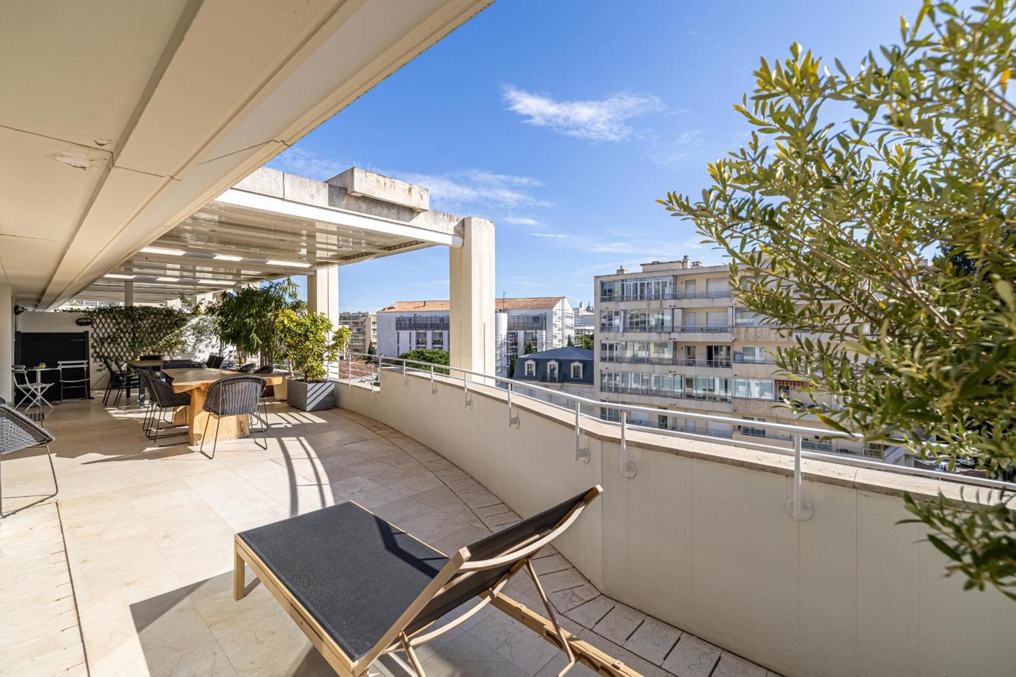 Appartement Ref 823 - Center - Duplex For Rent